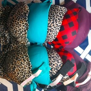 Victoria's secret bra lot